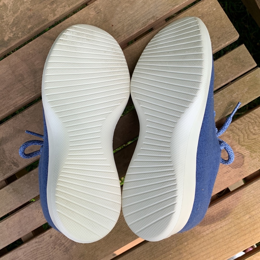 Allbirds Women’s Wool Runners Shoes - Picture 6 of 9